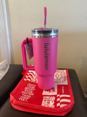 lululemon athletica Hot Pink Insulated Travel Tumbler with Handle RAPI color